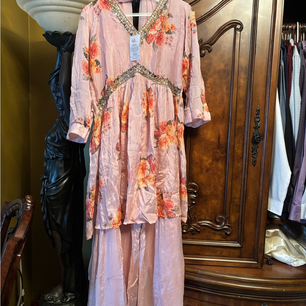 Elegant Floral Satin Top